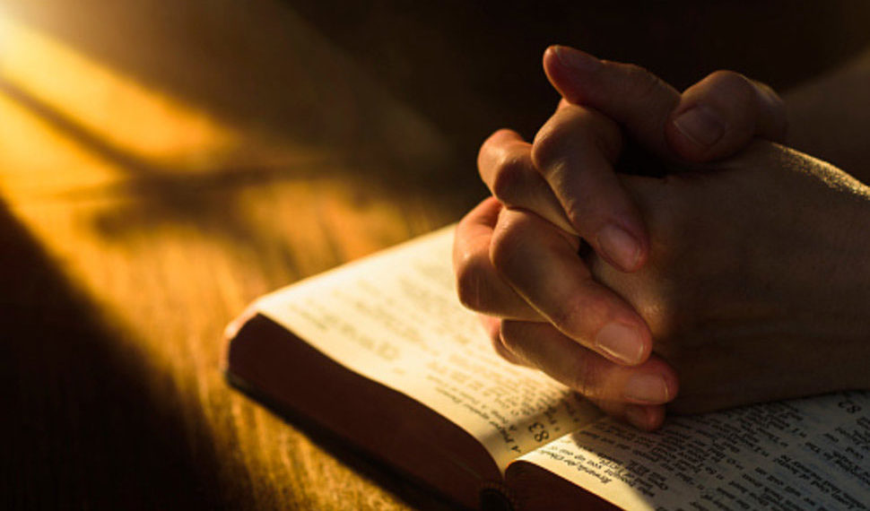 Кому молитися і дякувати