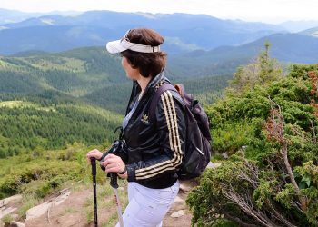 Далеко від дому