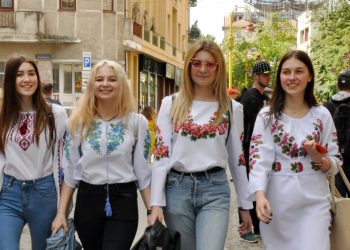 Вчимося поєднувати кольори