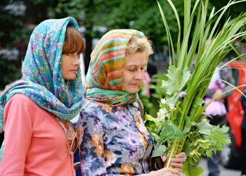 Трійця літо кличе в гості