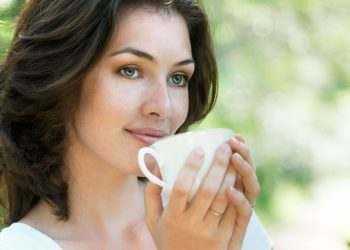 Замість косметики