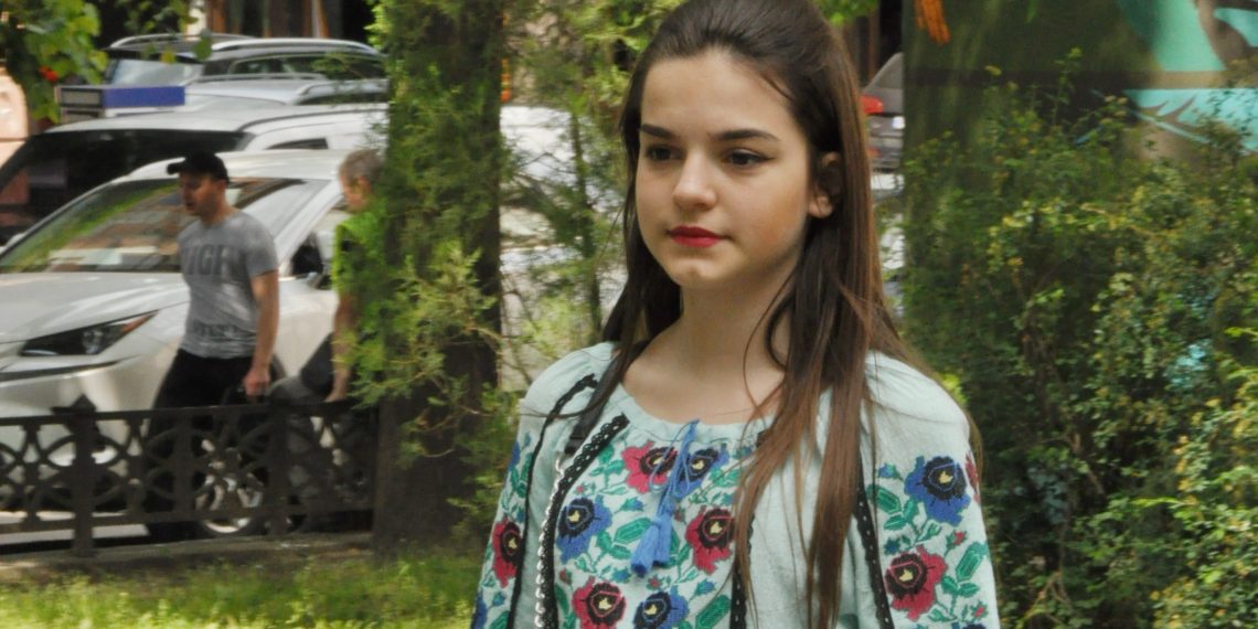 Як створити літній жіночний образ з допомогою квіткового мотиву