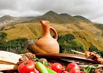 Аджика, ткемалі та аджапсандалі з гостинної Грузії