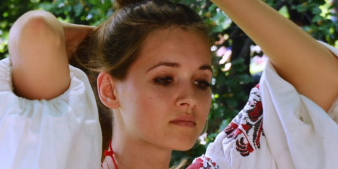 Навіщо влітку зволожувати шкіру і як правильно це робити