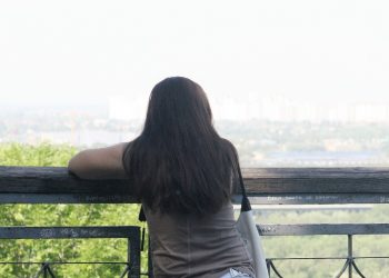 Донька чи наймичка?