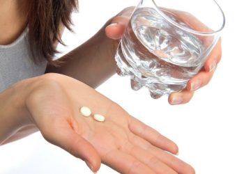 Не зашкодь, або як приймати ліки правильно