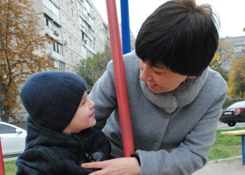 Чи треба боятися пізнього батьківства?