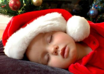 Про що варто потурбуватися, йдучи в гості з малям