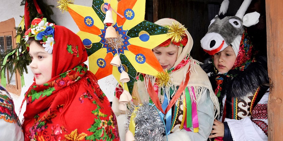 Зима в українському скансені: від Романа до Йордана