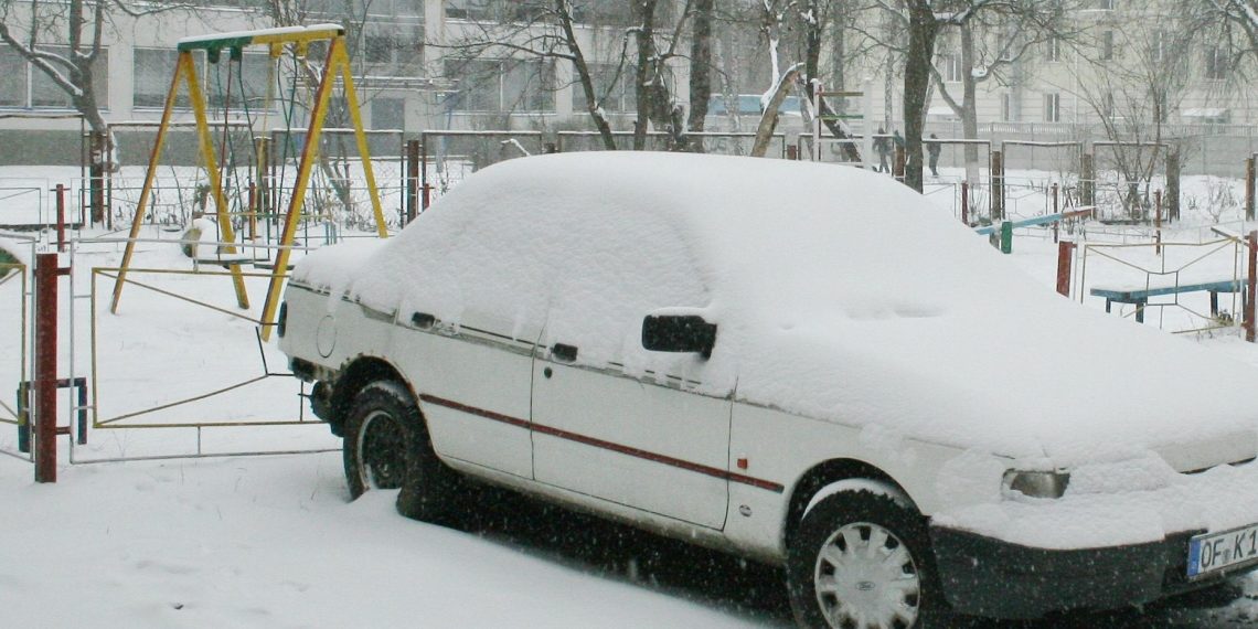 Почав діяти тимчасовий порядок розмитнення авто на єврономерах