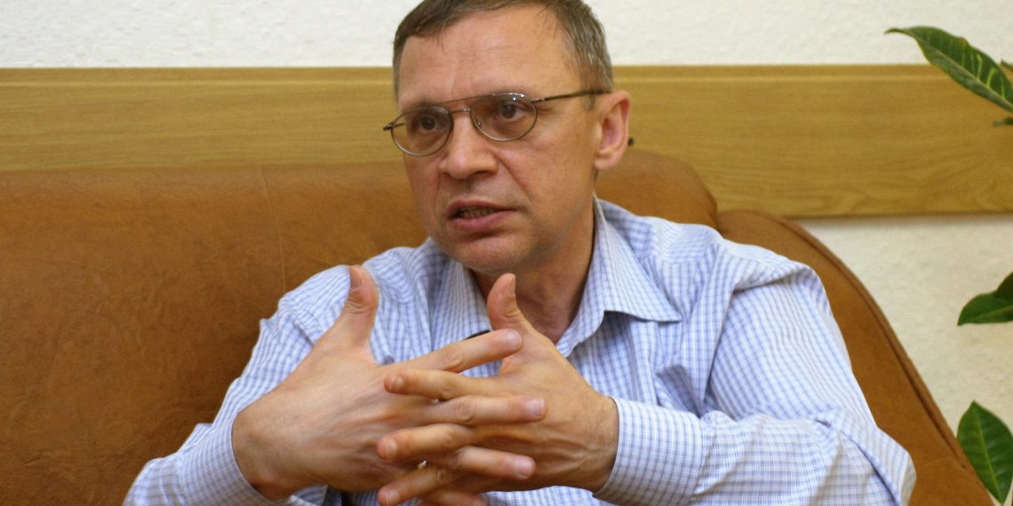 17 січня відбудеться пряма телефонна лінія з лікарем-нейрохірургом Ігорем Курільцем