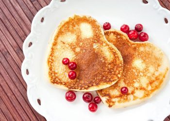 Романтика на кухні. Готуємо з любов’ю оладки