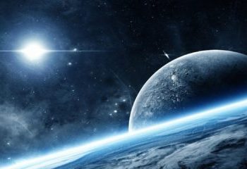 12 квітня — Всесвітній день авіації і космонавтики. До Марсу — після Місяця