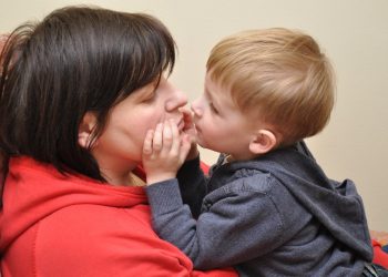 Відпустка жінкам із дітьми