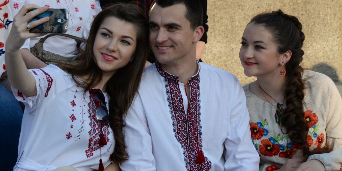 30 червня — День молоді. Формула молодості