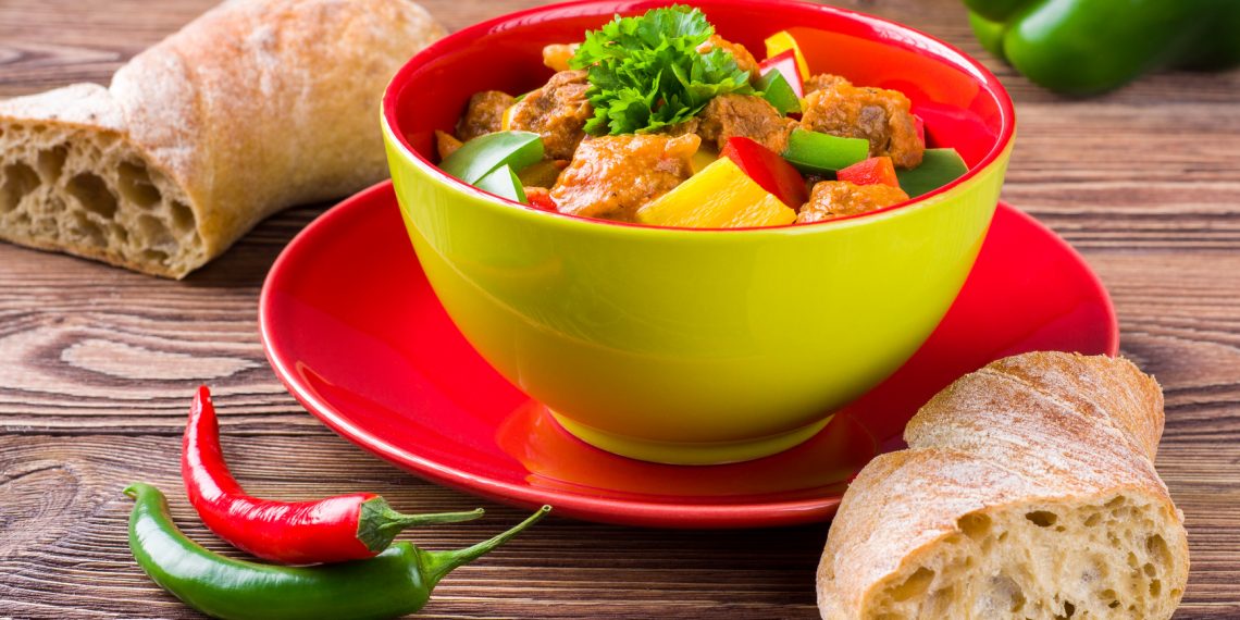 Паприкаш – класика угорської кухні