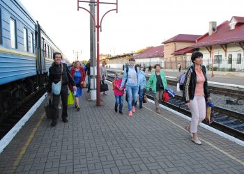 Плануйте подорож завчасно: термін попереднього продажу квитків на поїзди збільшено