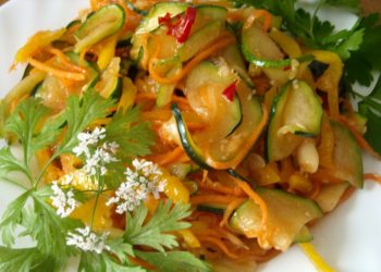 Кабачки по-корейськи
