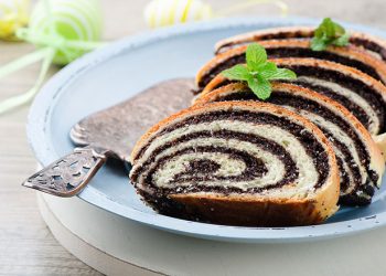 Рулет із маком: справа в начинці