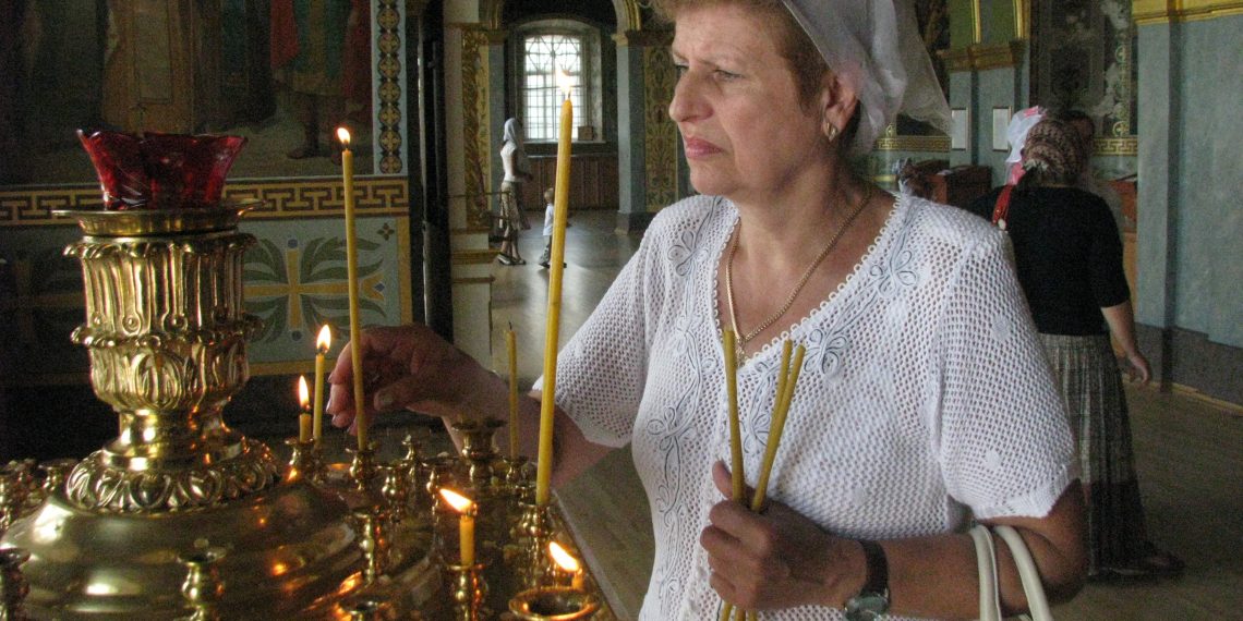 Чи можна одночасно відвідувати православні церкви Московського та Київського патріархатів?