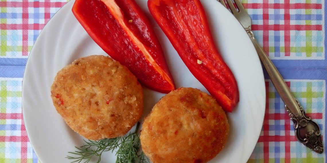 Домашні котлети з болгарським перцем