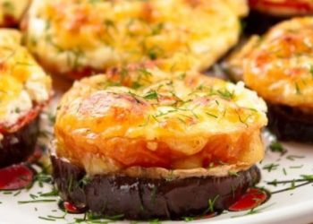 Баклажани з грибами