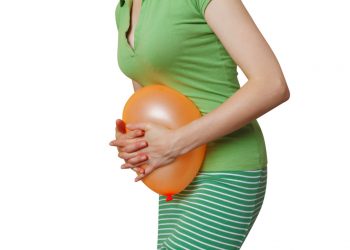 Чому виникає метеоризм і як його лікувати?