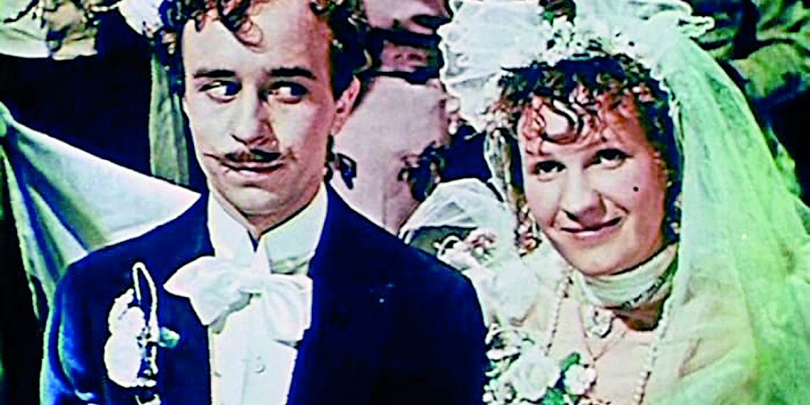 Алла Криницина: “Мама вважала себе заручницею однієї ролі”