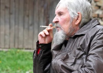 21 листопада — Міжнародний день відмови від куріння