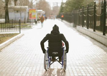 Візок на пляжі