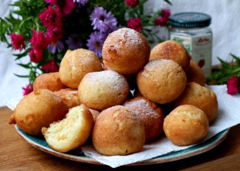 Cирні пончики