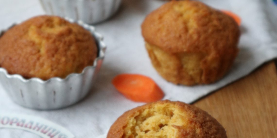 Запашні морквяні кекси