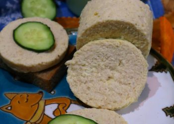 Дієтична варена ковбаса