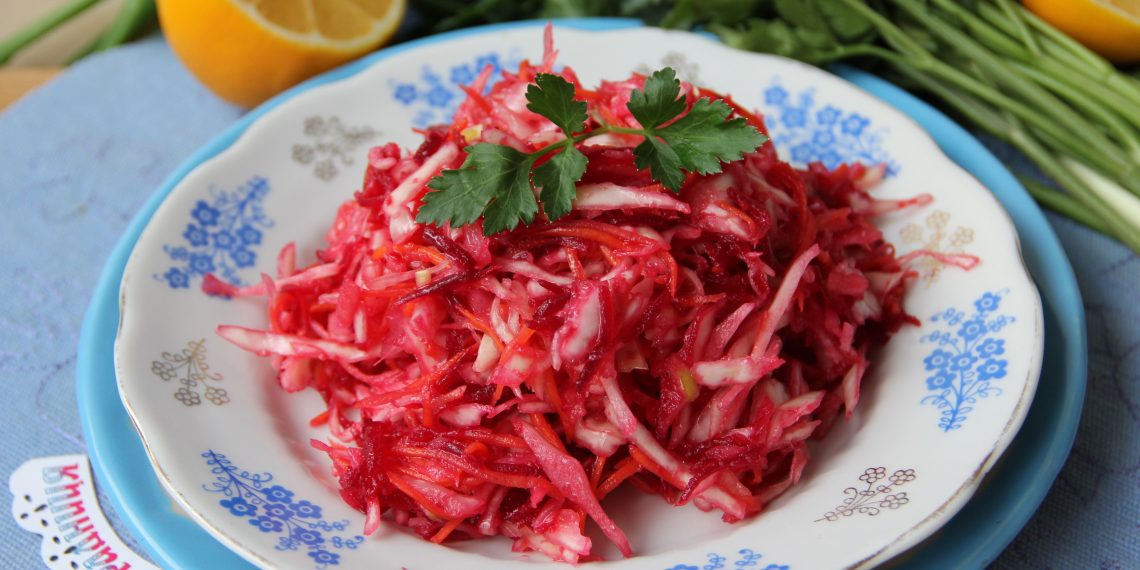 Легкий вітамінний салат