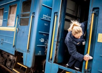 Кошти за квитки повернуть 100-відсотково
