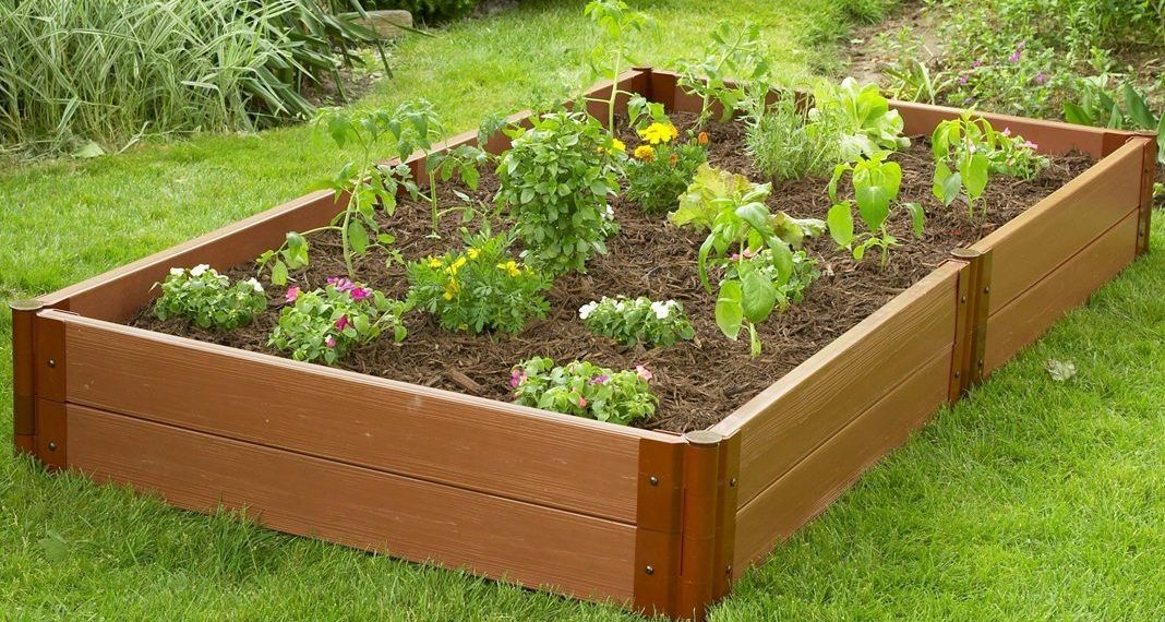 «Пластикова грядка»: красиво й практично