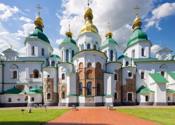 Настане день, коли ми повернемося до своїх храмів