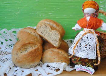 Пухкі та запашні: зернові хлібці корисніші