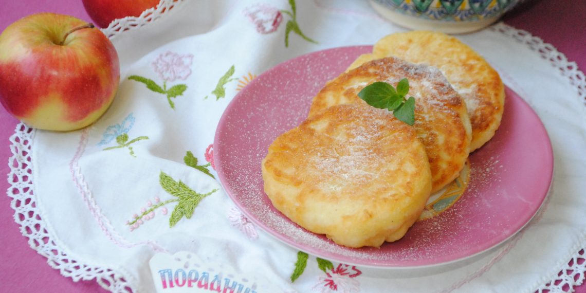 Пшоняні палянички з сиром