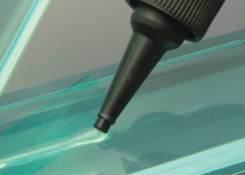 І скло можна склеїти!