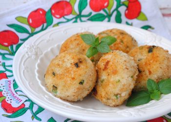 Дивовижні котлетки з рису та консерви