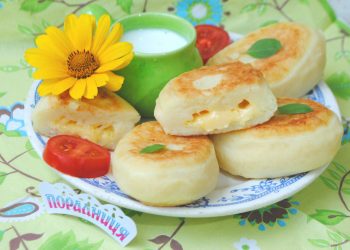 Картопляні пиріжки з сиром