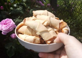 Рогалики без яєць із рожевою начинкою