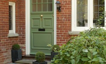 Що робити, якщо двері облупилися