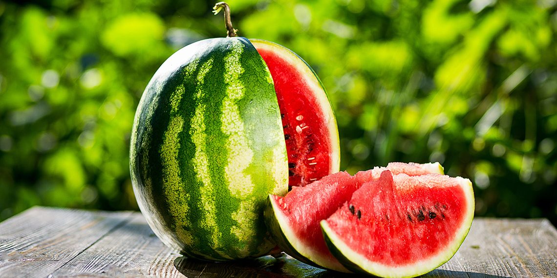 Які сюрпризи приховує смугаста ягода?