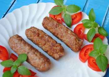 Домашні смажені ковбаски — це просто!