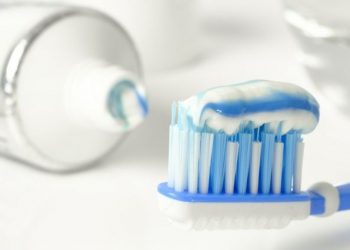 5 способів застосування зубної пасти у побуті