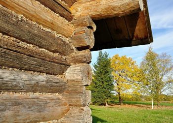 Чим утеплити будинок зі зрубу?