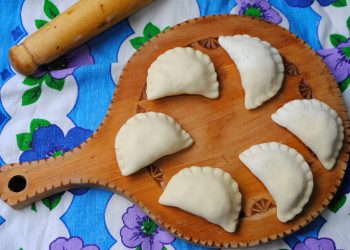 Вареники на картопляному відварі