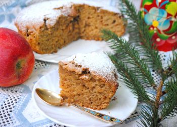 Пиріг на основі чорного чаю